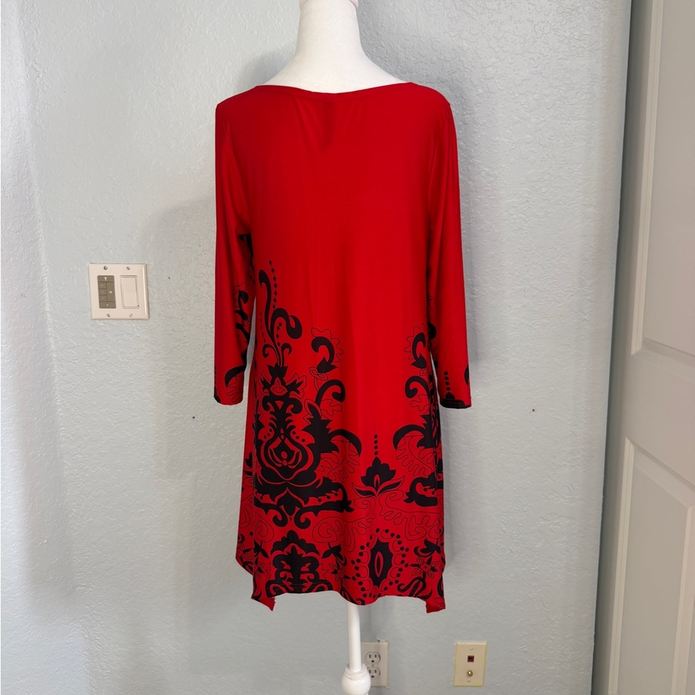 White Mark Red and Black Tunic Top - Picture 3 of 7
